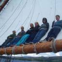 Hanging out on the mainsail: 